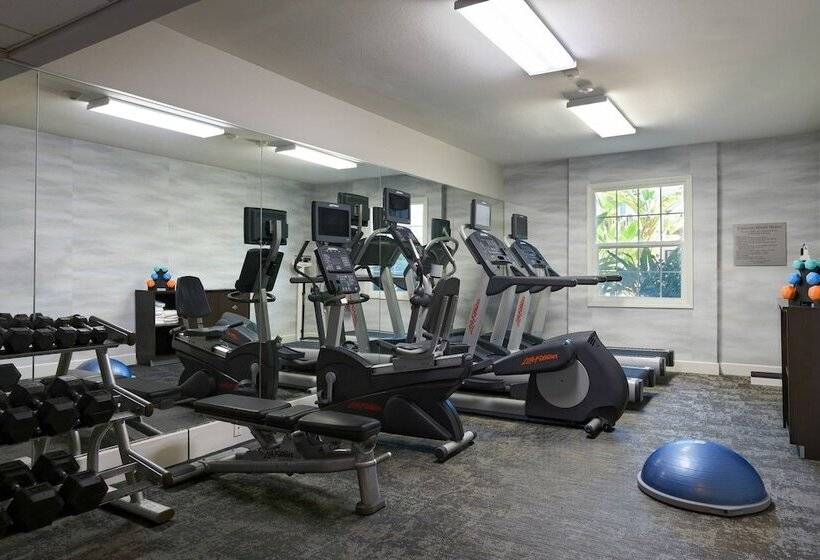 ホテル Fairfield Inn & Suites San Diego Old Town