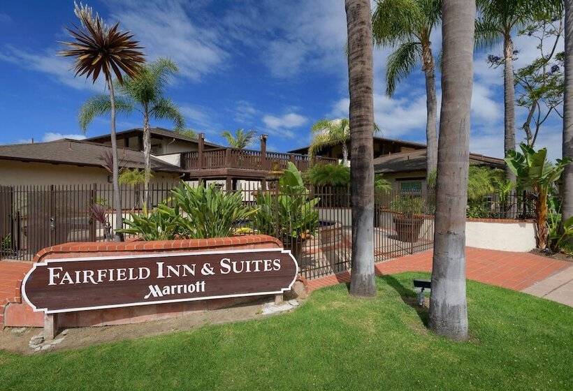 ホテル Fairfield Inn & Suites San Diego Old Town