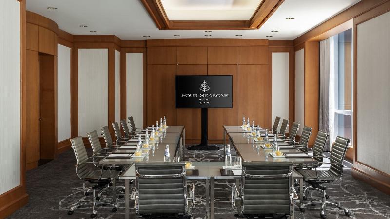Four Seasons Hotel Miami