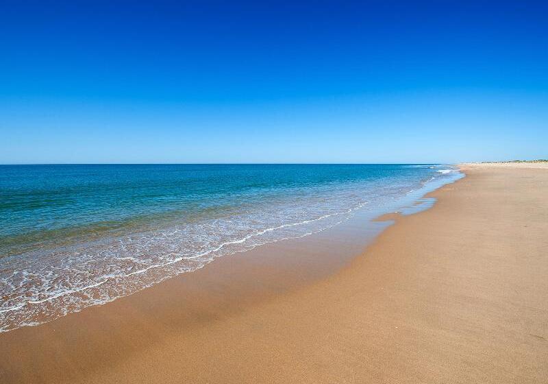 Отель Fuerte El Rompido