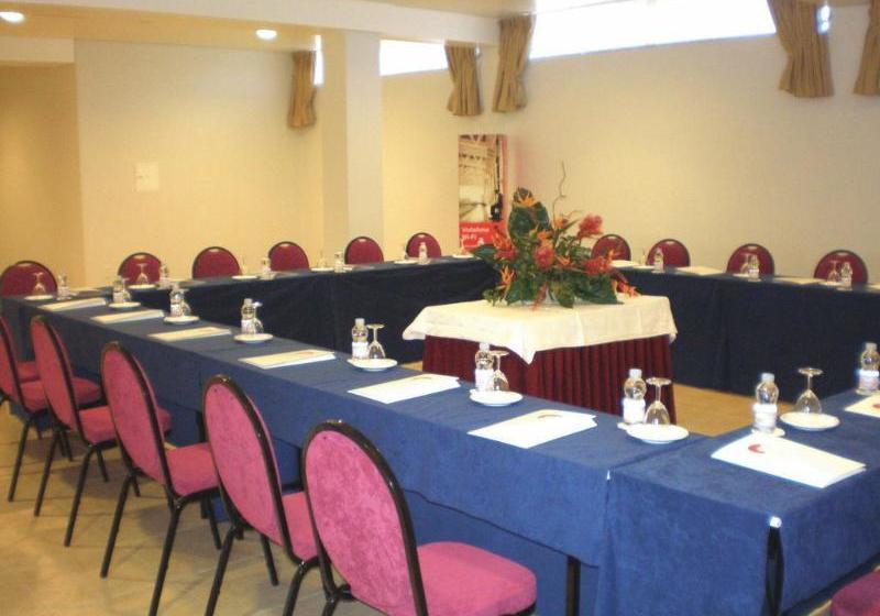 בית מלון כפרי Fundao Palace