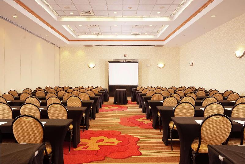 Отель Hilton Garden Inn Atlanta Airport/millenium Center