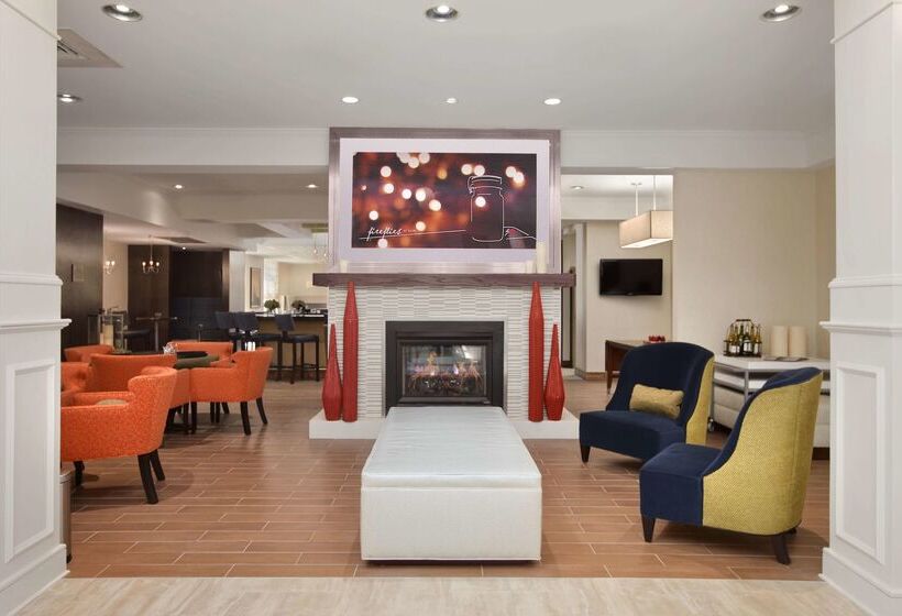 בית מלון כפרי Hilton Garden Inn Bostonburlington