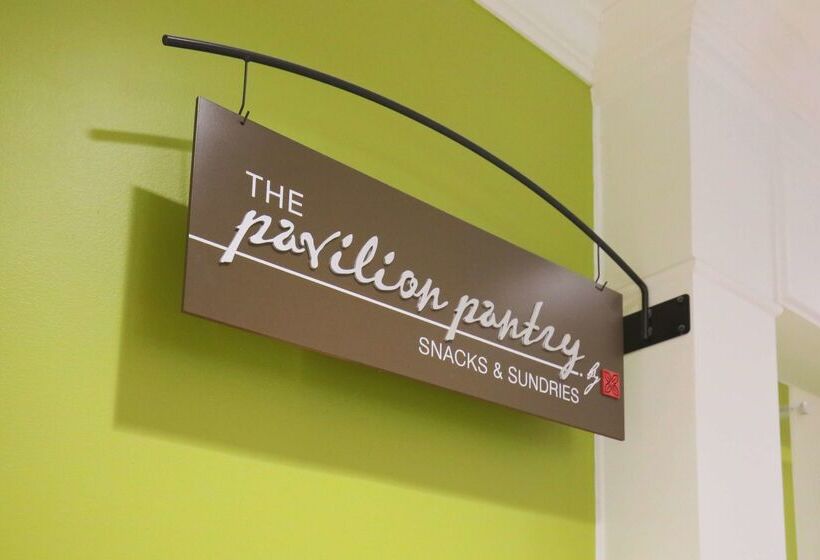 هتل Hilton Garden Inn Dallas/market Center