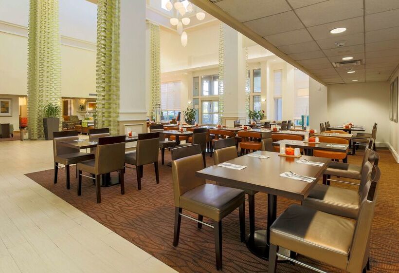 Отель Hilton Garden Inn Dallas/market Center