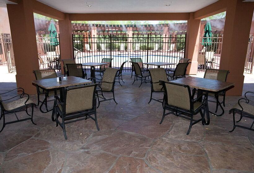 هتل Hilton Garden Inn Phoenix Airport