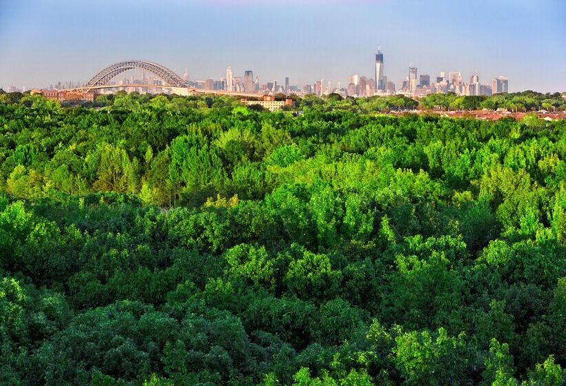 فندق Hilton Garden Inn New York / Staten Island
