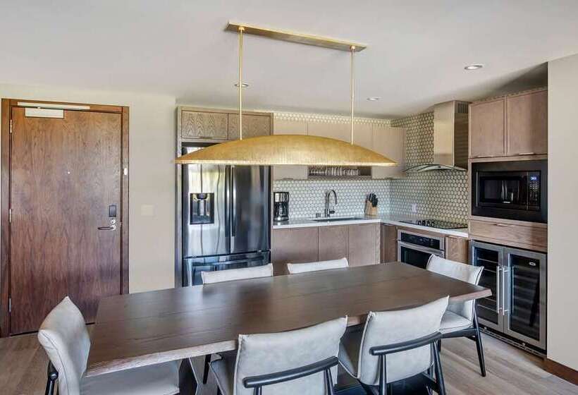 Отель Hilton Grand Vacations Club Maui Bay Villas