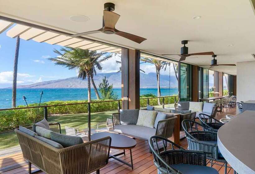 Отель Hilton Grand Vacations Club Maui Bay Villas