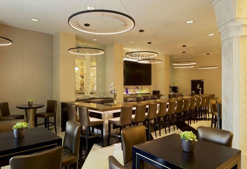 호텔 Hilton Grand Vacations Club On The Las Vegas Strip