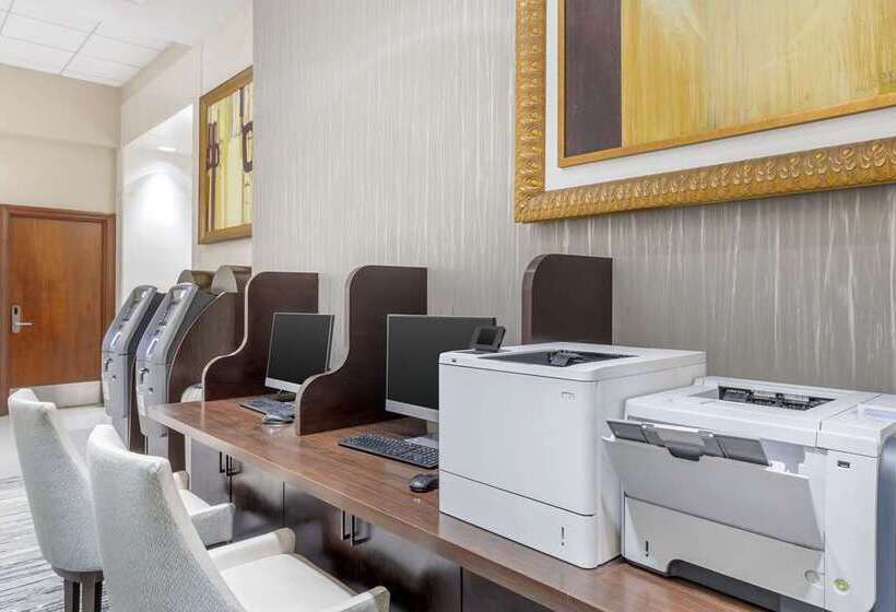 호텔 Hilton Grand Vacations Club On The Las Vegas Strip