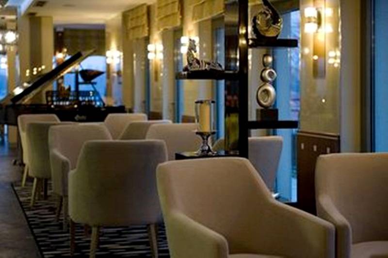 Holiday Beach Budapest Wellness Hotel With Sauna Park