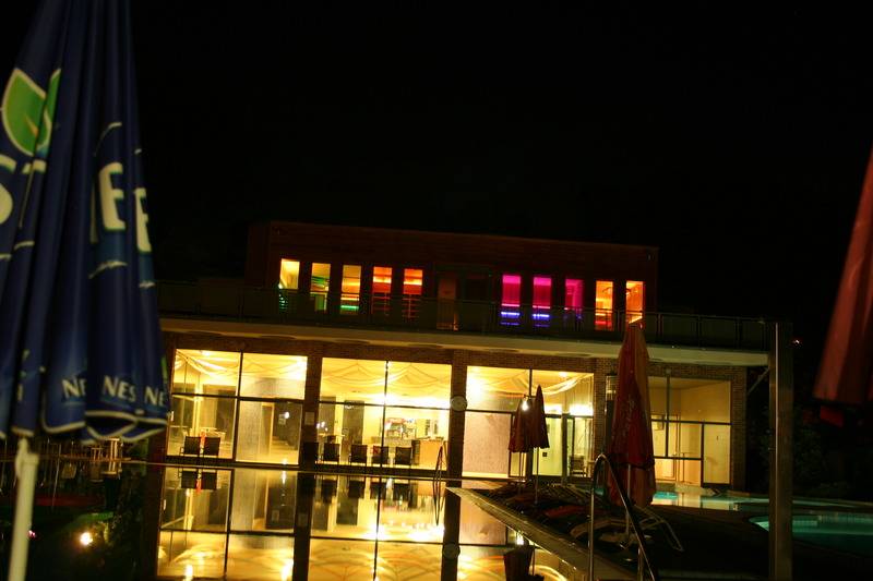 Holiday Beach Budapest Wellness Hotel With Sauna Park