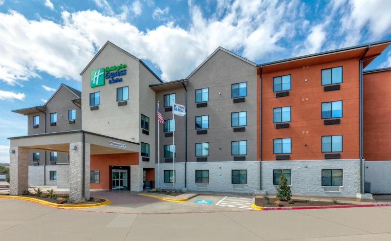 Отель Holiday Inn Express & Suites   Dallas Park Central Northeast, An Ihg