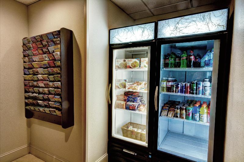 فندق Holiday Inn Express And Suites Tampa I 75 At Bruce B. Downs, An Ihg