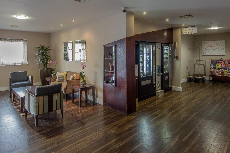 בית מלון כפרי Holiday Inn Express Royal Docks, An Ihg