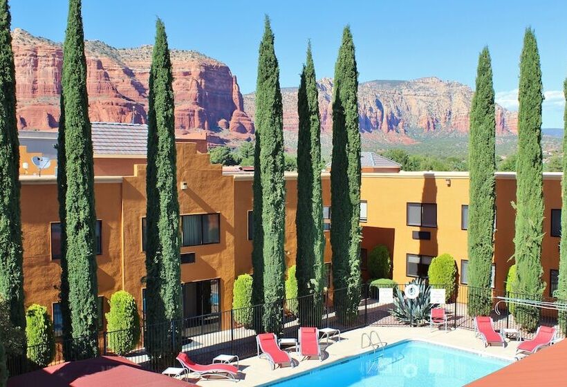 هتل Holiday Inn Express Sedona   Oak Creek, An Ihg