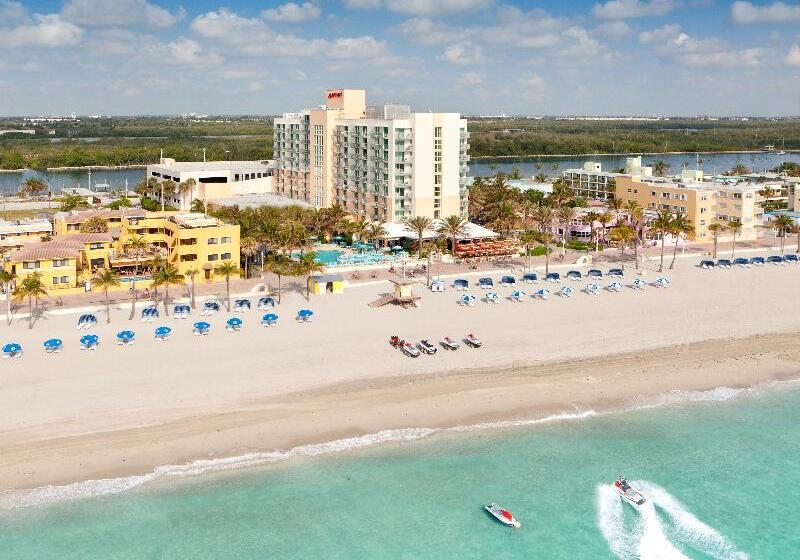 בית מלון כפרי Hollywood Beach Marriott