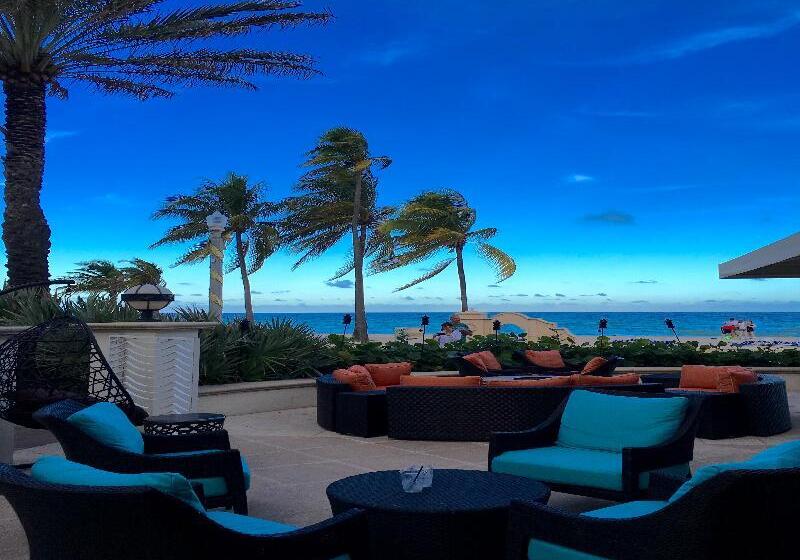 בית מלון כפרי Hollywood Beach Marriott