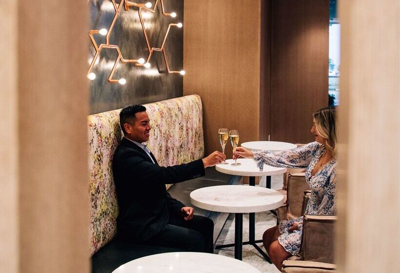 فندق Hyatt Regency Newport Beach West