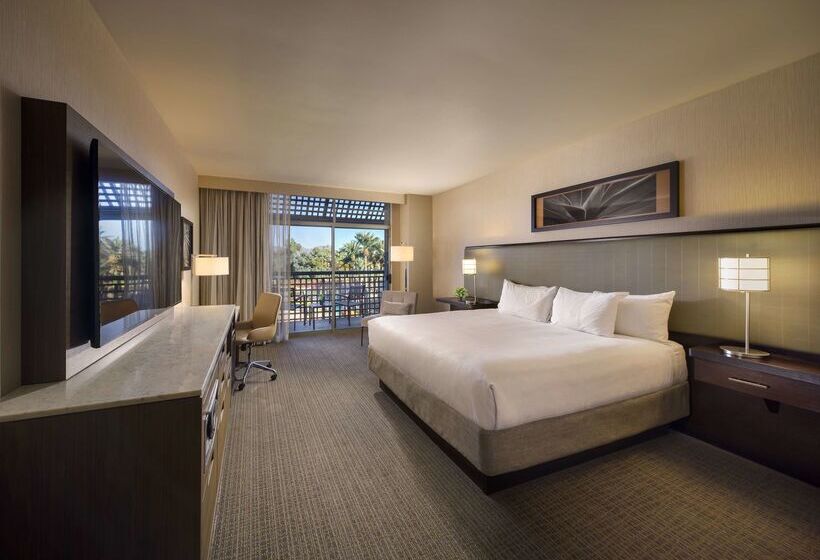 Отель Grand Hyatt Scottsdale Resort