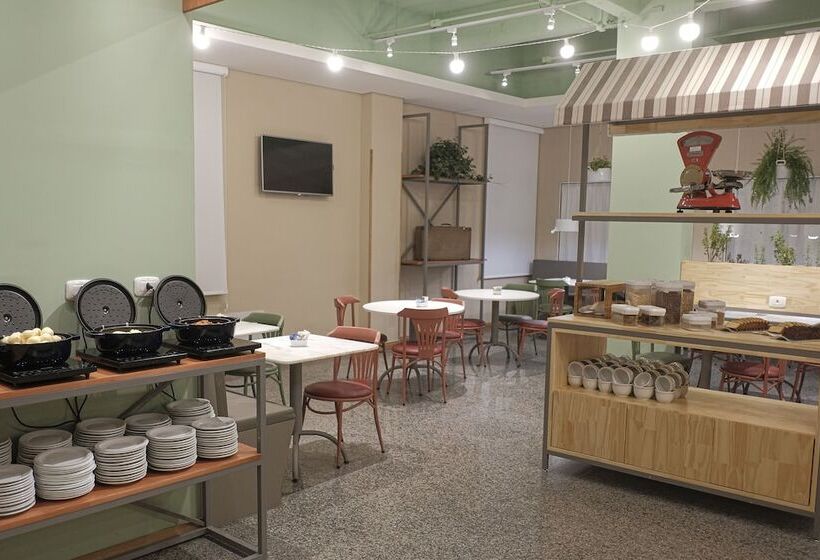 ホテル Nacional Inn Curitiba Santa Felicidade