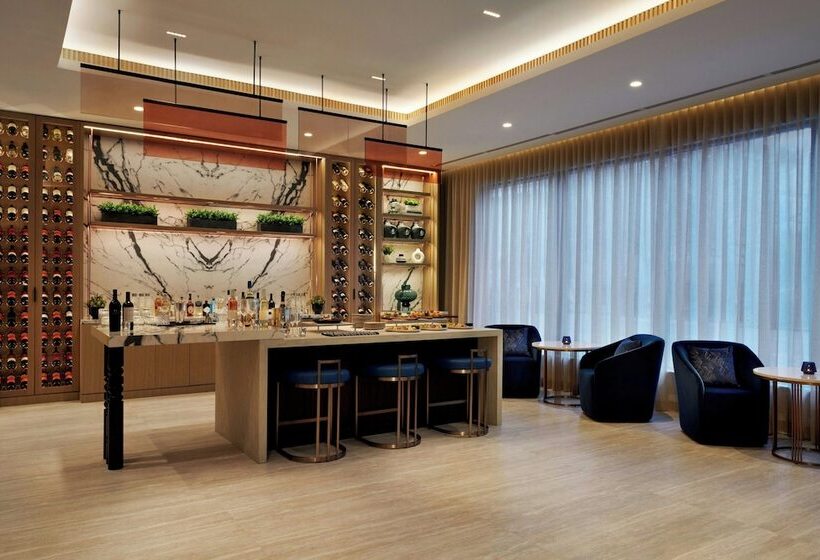 호텔 Kingston Marriott