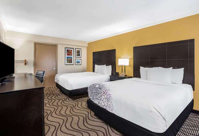 فندق La Quinta By Wyndham Carlsbad   Legoland Area