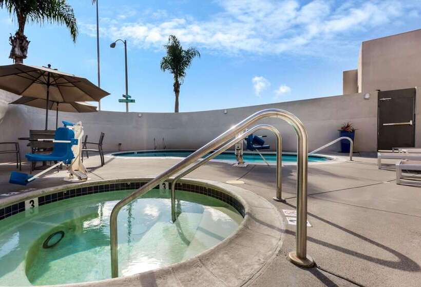 호텔 La Quinta By Wyndham San Diego Mission Bay