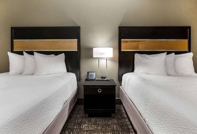 هتل La Quinta By Wyndham San Diego Mission Bay