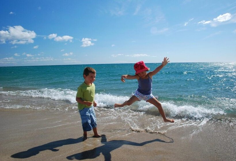 ホテル Lagrange Vacances Les Pierres De Jade