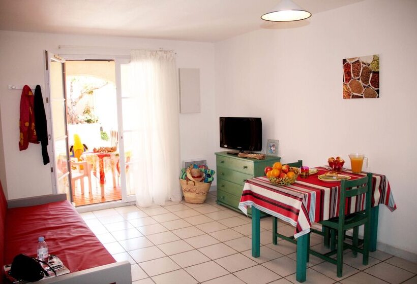 בית מלון כפרי Lagrange Vacances Le Village Des Aloés