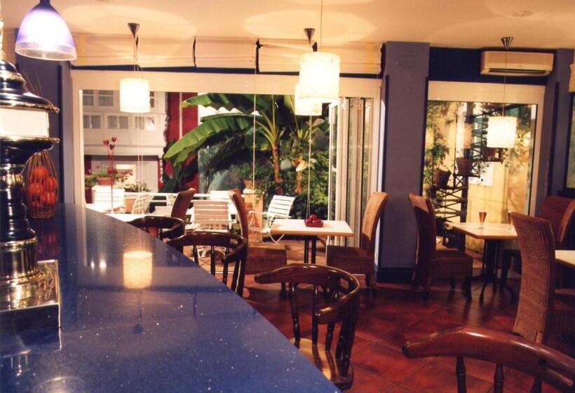 酒店 Marina De Campios