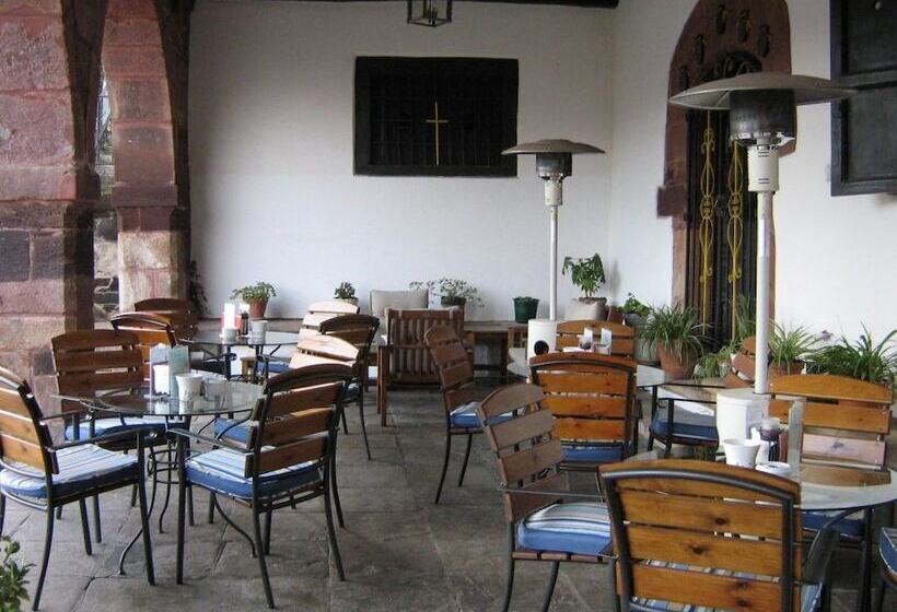 هتل Monumento Pazo Do Castro
