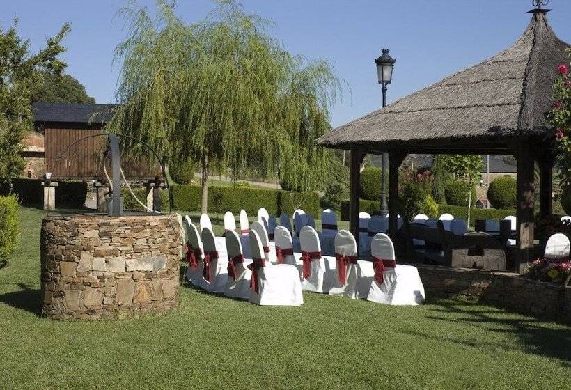 Отель Monumento Pazo Do Castro