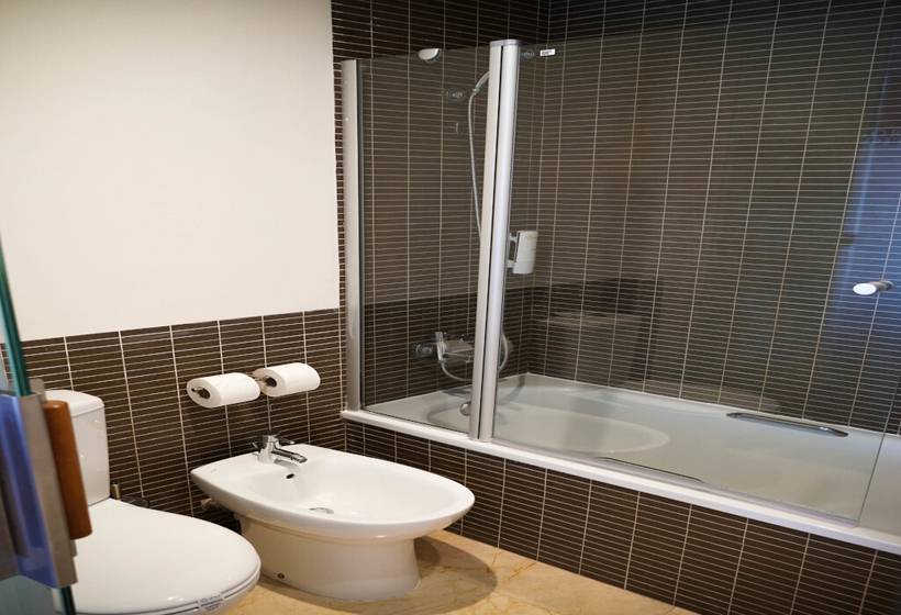 בית מלון כפרי Ohtels Les Oliveres