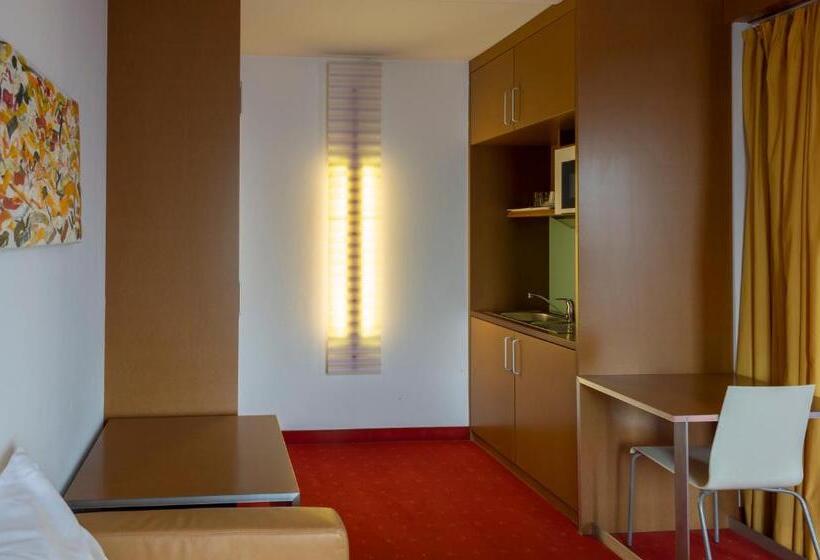 فندق Orange Wings Krems