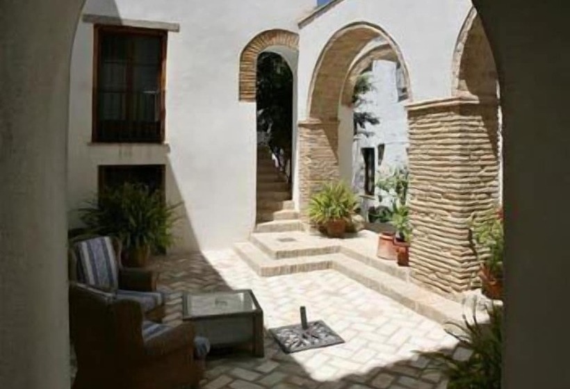 Отель Posada De Palacio