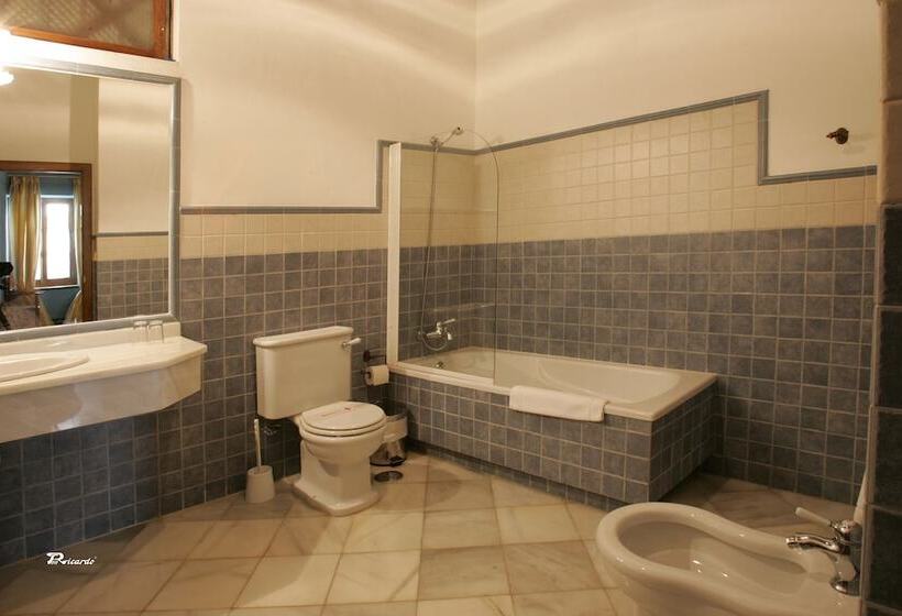 Отель Posada De Palacio