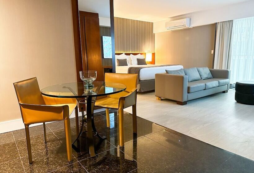 בית מלון כפרי Promenade Palladium Leblon