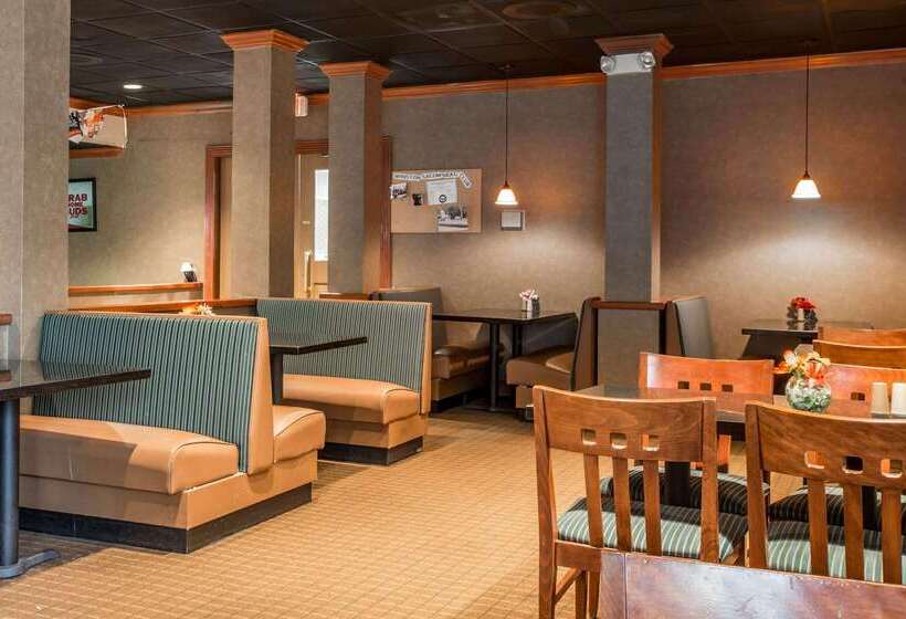 فندق Quality Inn & Suites Hanes Mall