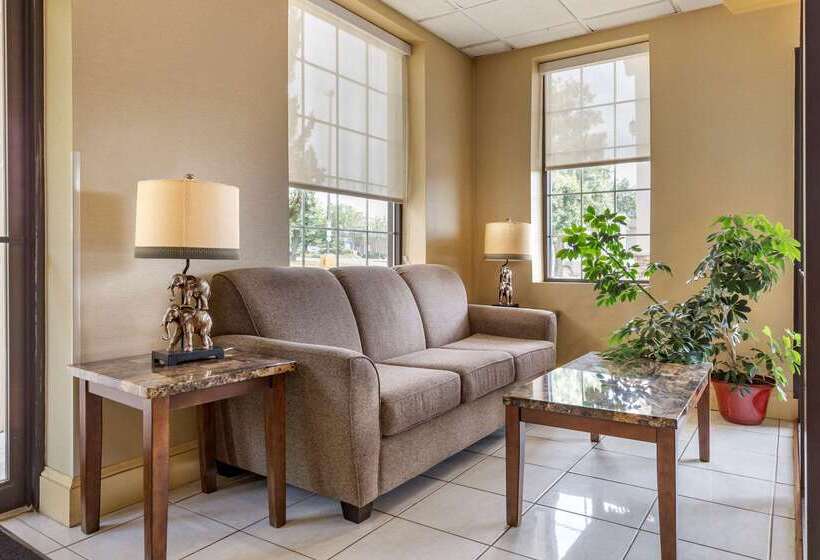 فندق Quality Inn & Suites Hanes Mall