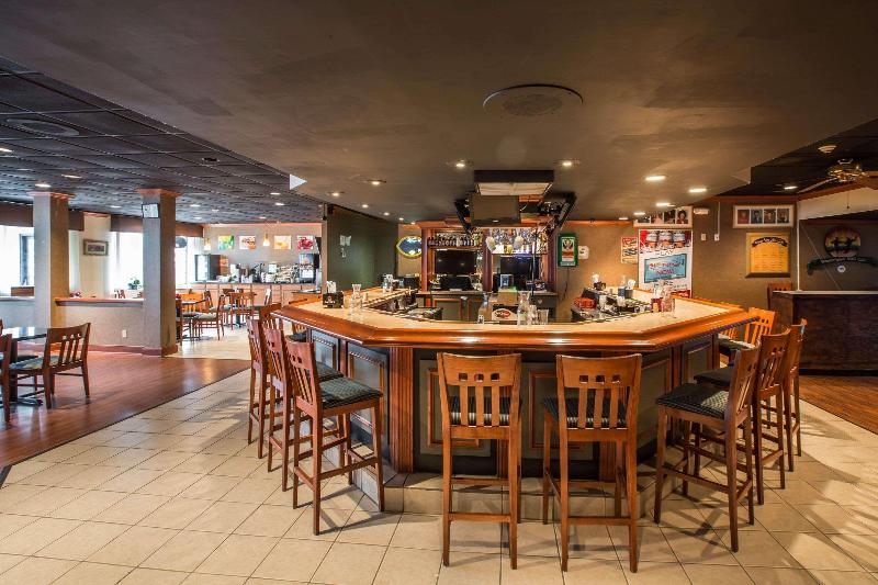 فندق Quality Inn & Suites Hanes Mall