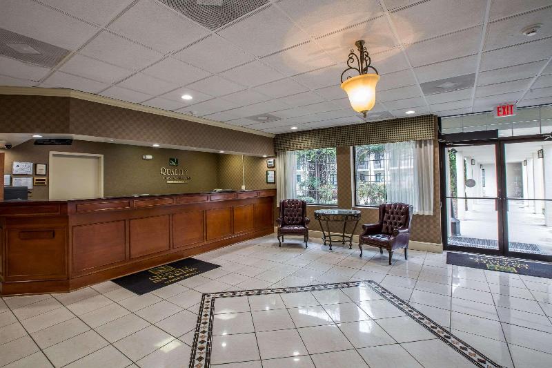 فندق Quality Inn & Suites Hanes Mall