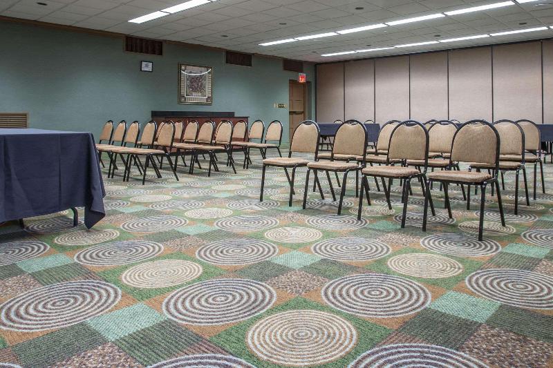 فندق Quality Inn & Suites Hanes Mall