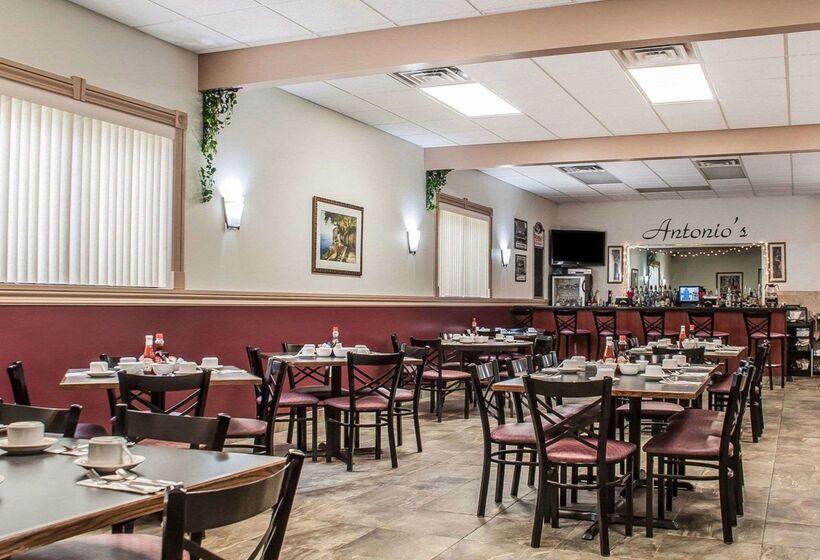 בית מלון כפרי Quality Inn   Niagara Falls Blvd