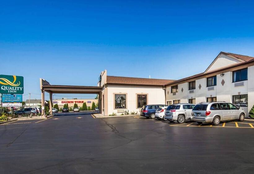 בית מלון כפרי Quality Inn   Niagara Falls Blvd