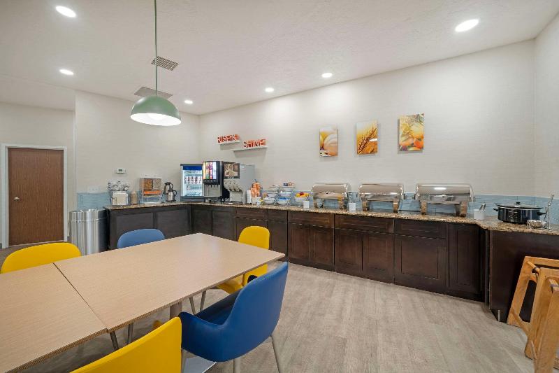 בית מלון כפרי Comfort Suites Idaho Falls