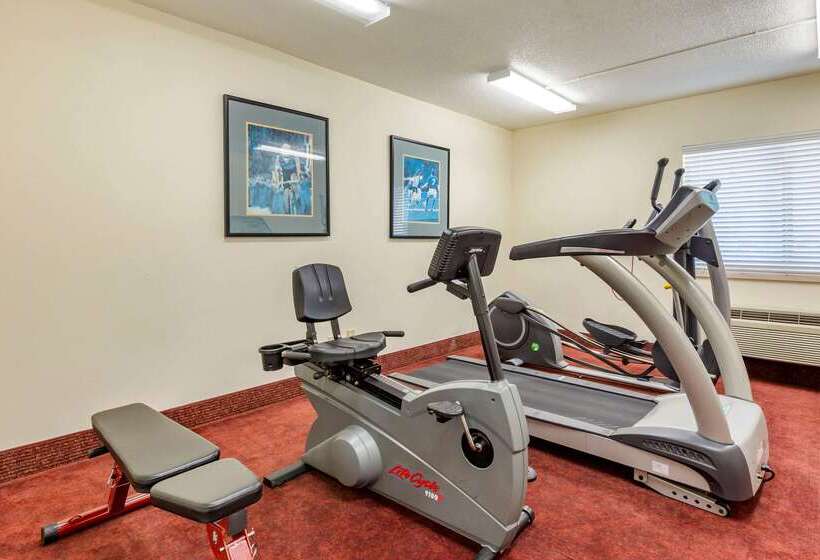 هتل Quality Inn & Suites Raleigh Durham Airport