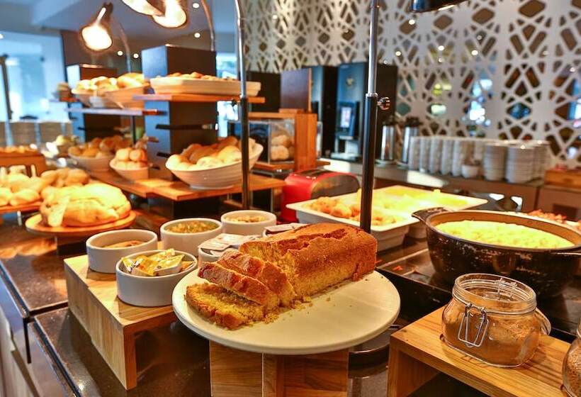 בית מלון כפרי Radisson Recife